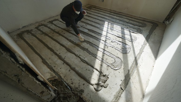 송파 올림픽 선수촌 인테리어 시공 전 난방배관 교체는 필수! 홈파기 공법으로 간단하게 시공! [꾸밀레오]