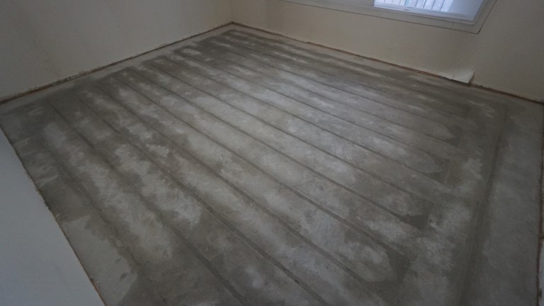 신대방 우성 1차 아파트 인테리어 시공 중 난방배관, 수도배관 교체! 꾸밀레오 홈파기공법으로 간단하고 빠르게 시공 가능합니다.