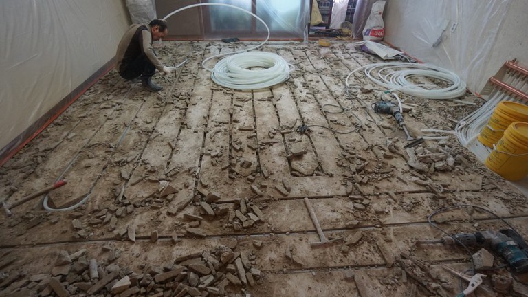 광장동 극동아파트 인테리어 시공 중 난방배관, 수도배관 교체! 꾸밀레오 홈파기공법으로 간단하게 시공!