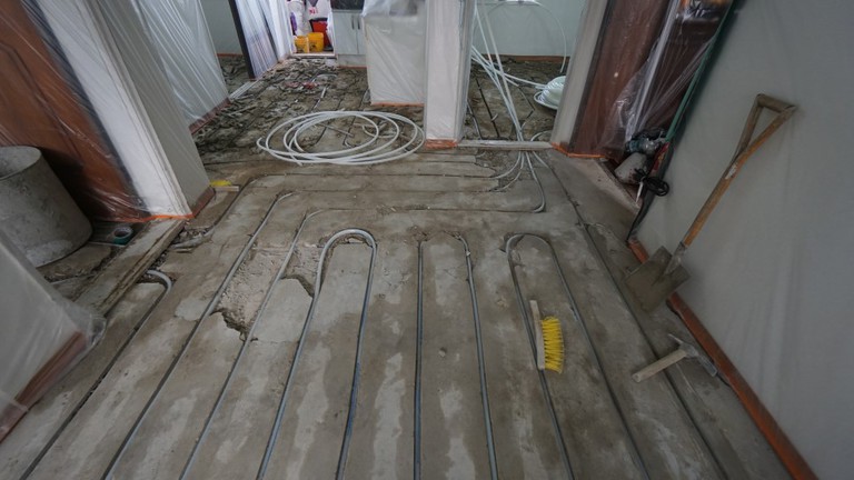 일산 누수 해결! 특허받은 홈파기공법 난방 배관 교체로 걱정 끝!