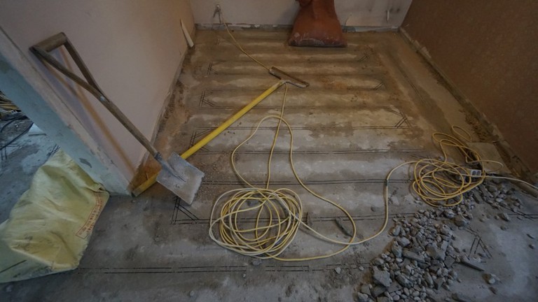 목동 4단지 누수 해결! 홈파기공법 난방 배관 교체 시공